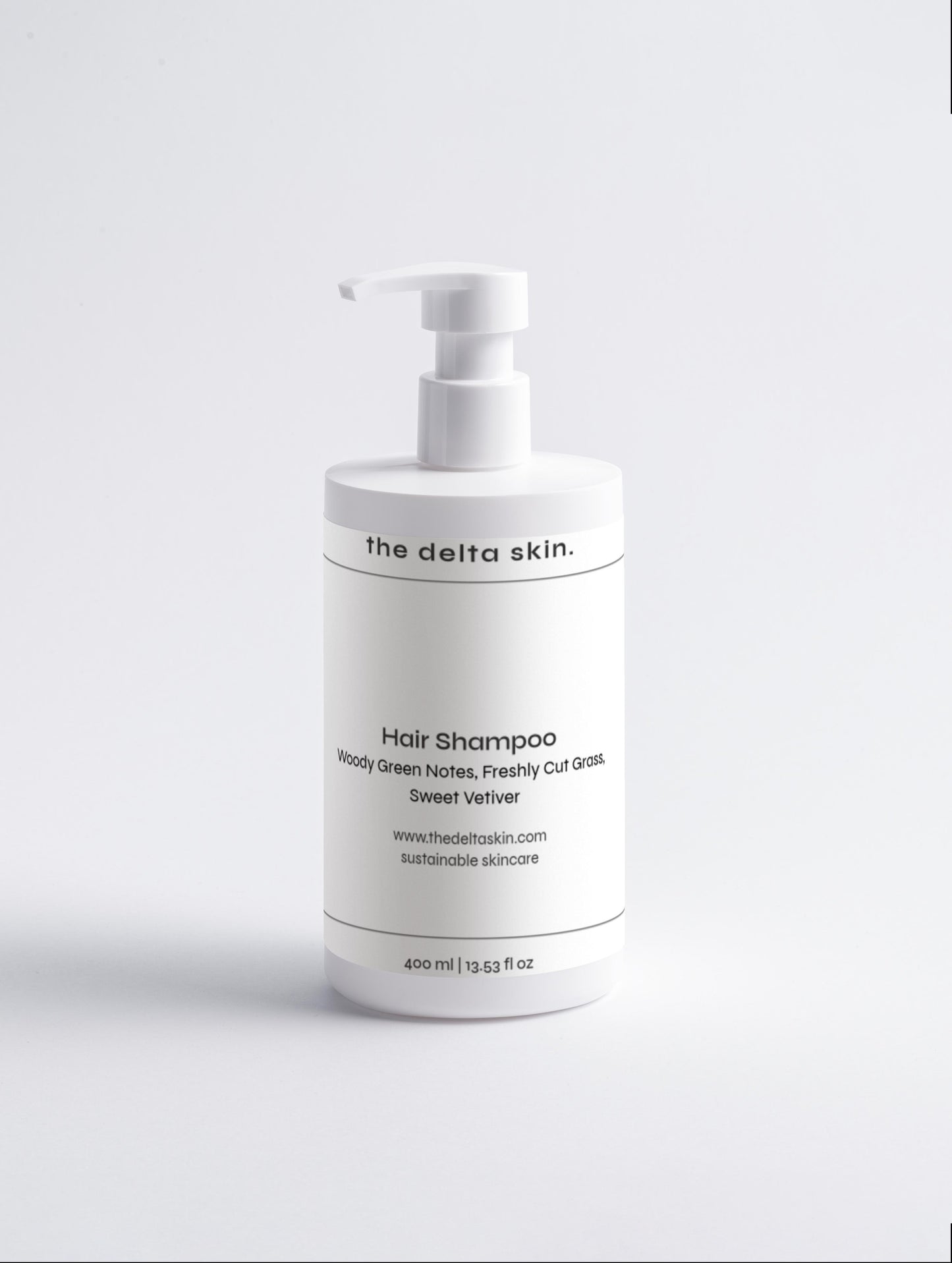 Hair Shampoo, Woody Green Notes, Freshly Cut Grass, Sweet Vetiver
Volume 400 ml / 13.53 fl oz