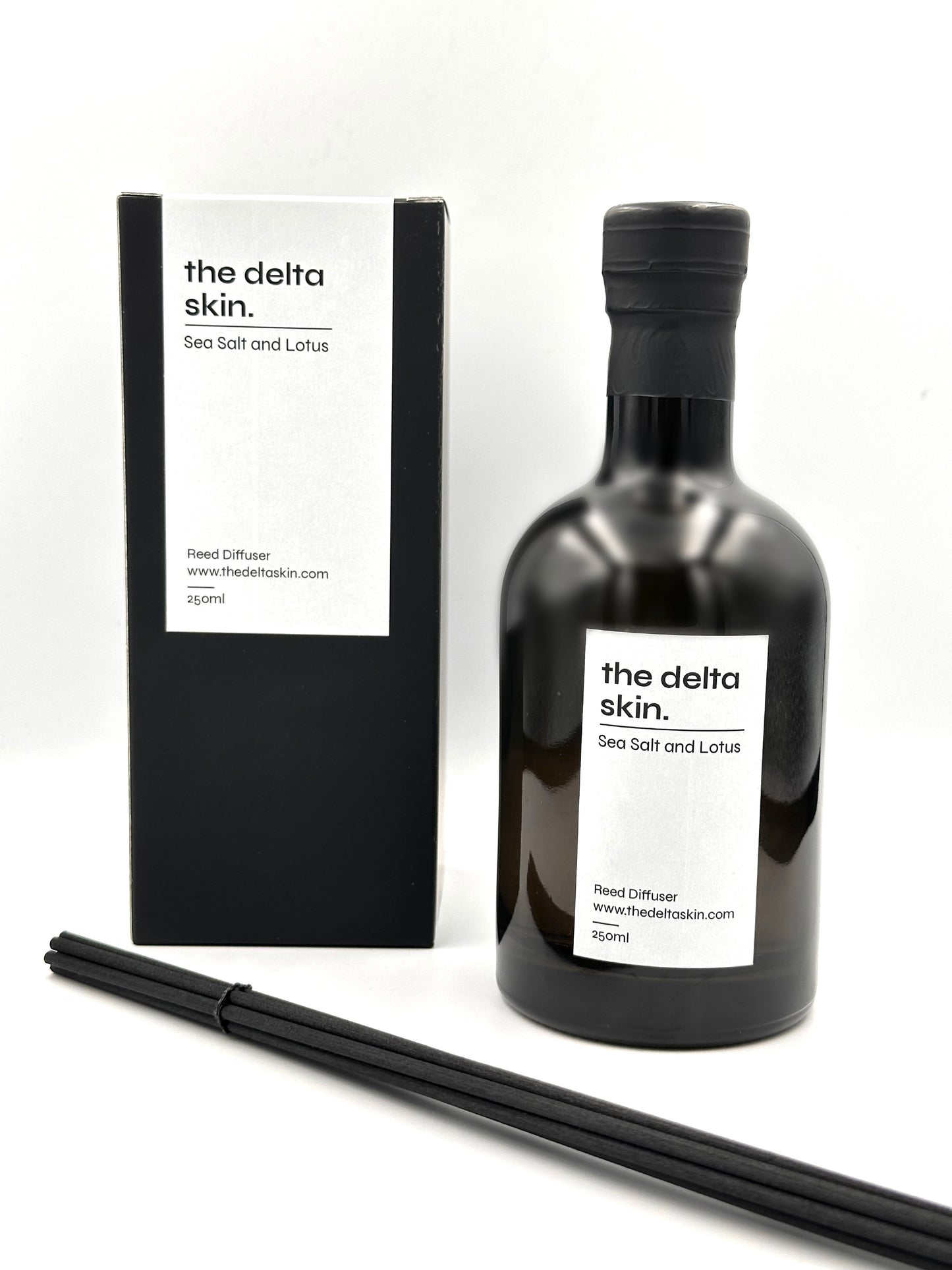 Sea Salt & Lotus Reed Diffuser. 250ml