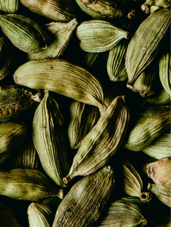 Body Oil Cardamom, Rosemary, Galbanum. Volume 150 ml / 5.07 oz
